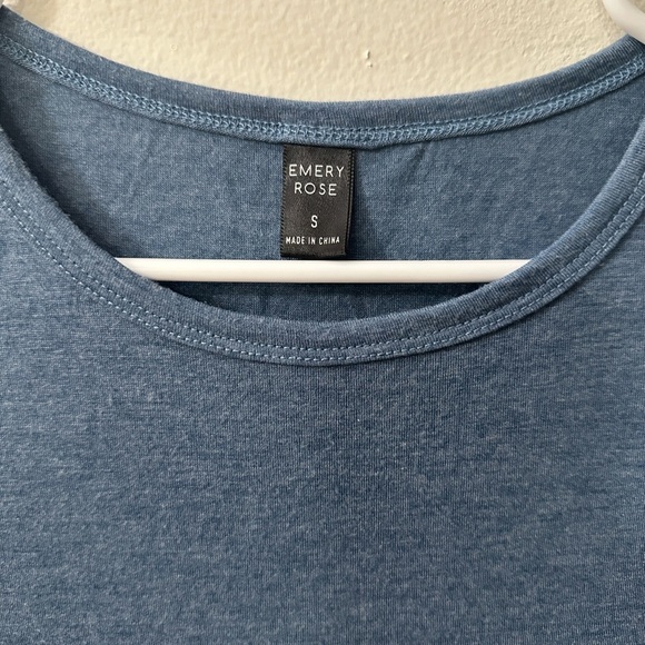 Loose Pocket Dress - Picture 2 of 3